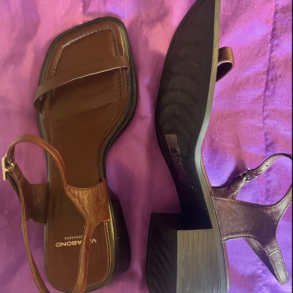 EUC Ines Vagabond Shoemakers 40  US10 Brown Chunk heels 2 Strap leather Sandal - Picture 2 of 11